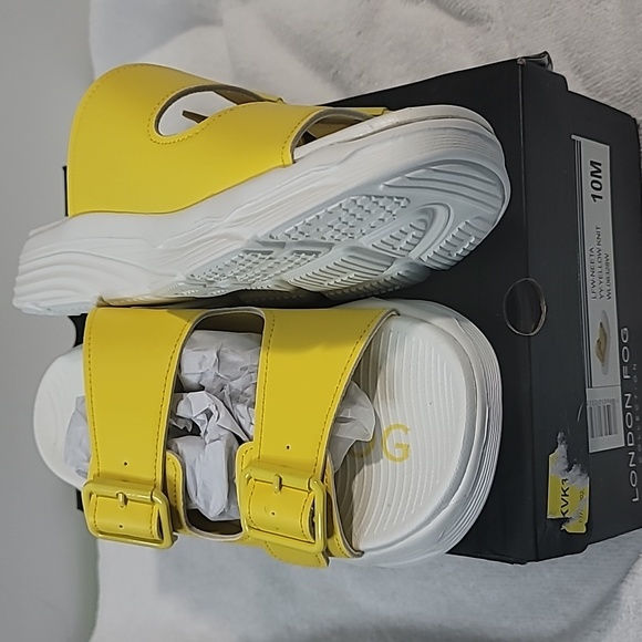 London Fog Collection "Neeta" Slide - Picture 2 of 4